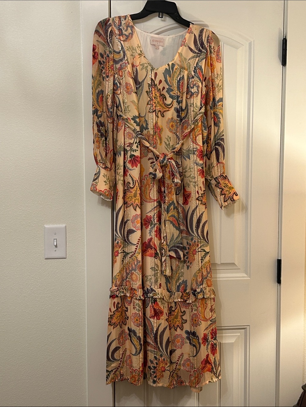 Ciebon Cream Floral Paisley Tie-Waist Maxi Dress